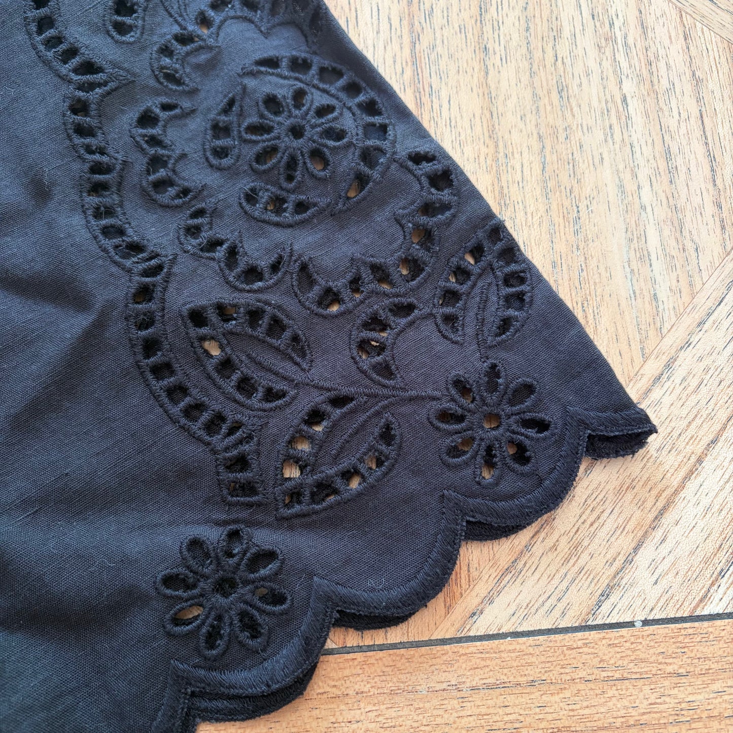 Sézane Black Linen-Mix Broderie Hem Trousers - UK 10 - With Tags