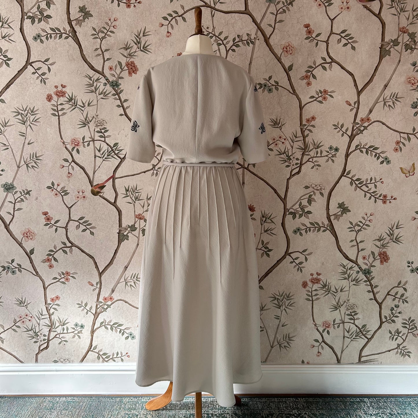 Bottega Veneta Butterfly-Embroidered Crepe Midi Dress - IT 44 (UK 10 12)