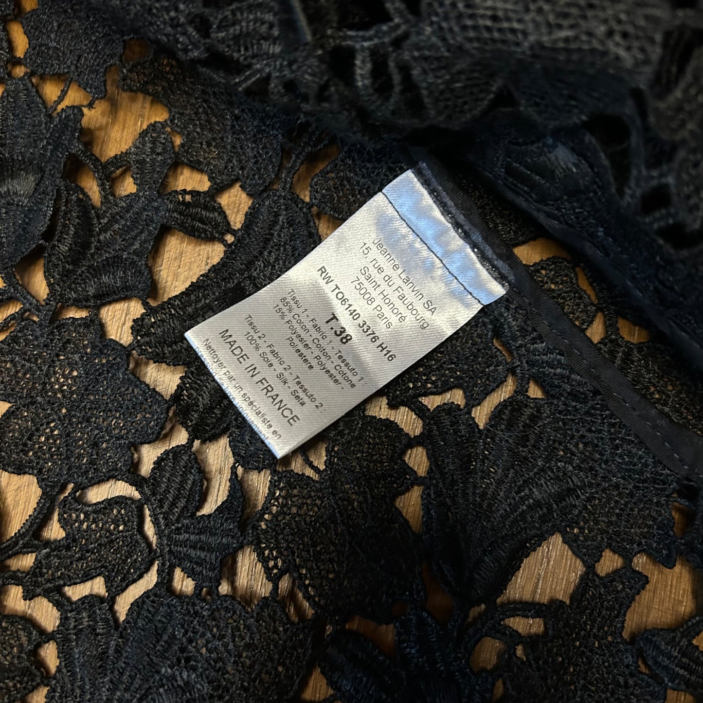 Lanvin Black Lace and Silk Moire Cropped Jacket - FR 38 (UK 8)
